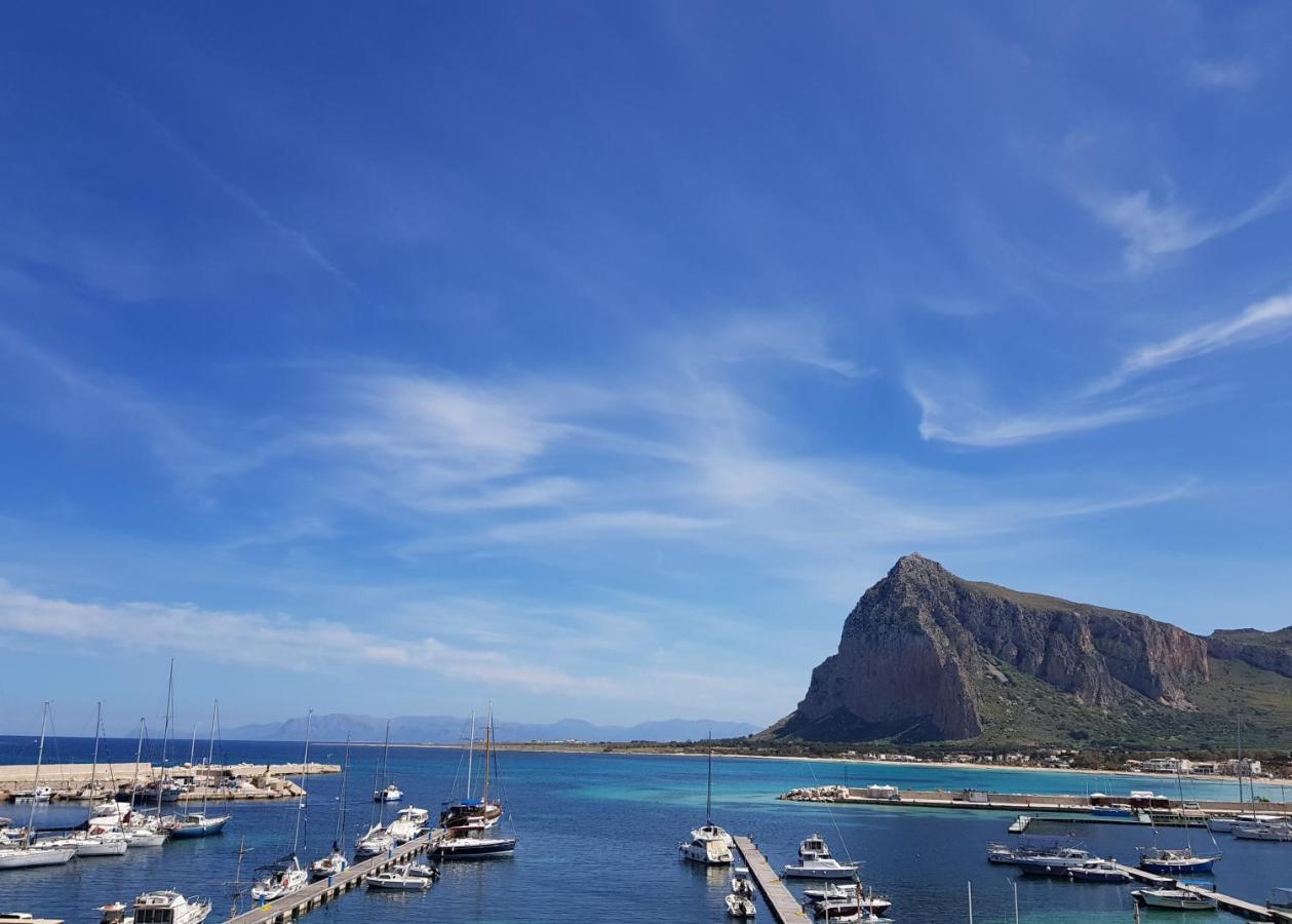 Il Torrazzo Da Francesca Bed and Breakfast San Vito Lo Capo Exteriör bild