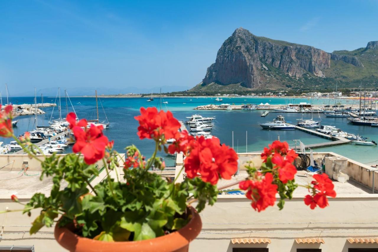 Il Torrazzo Da Francesca Bed and Breakfast San Vito Lo Capo Exteriör bild